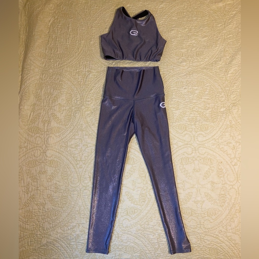Emily Hsu Designs x Cyclebar Gray/Silver Metallic Set